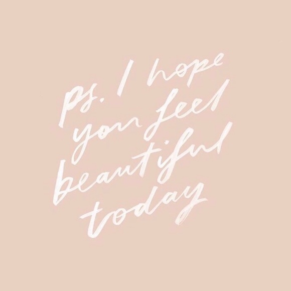 Meet your Posher, Olivia - Picture 5 of 5